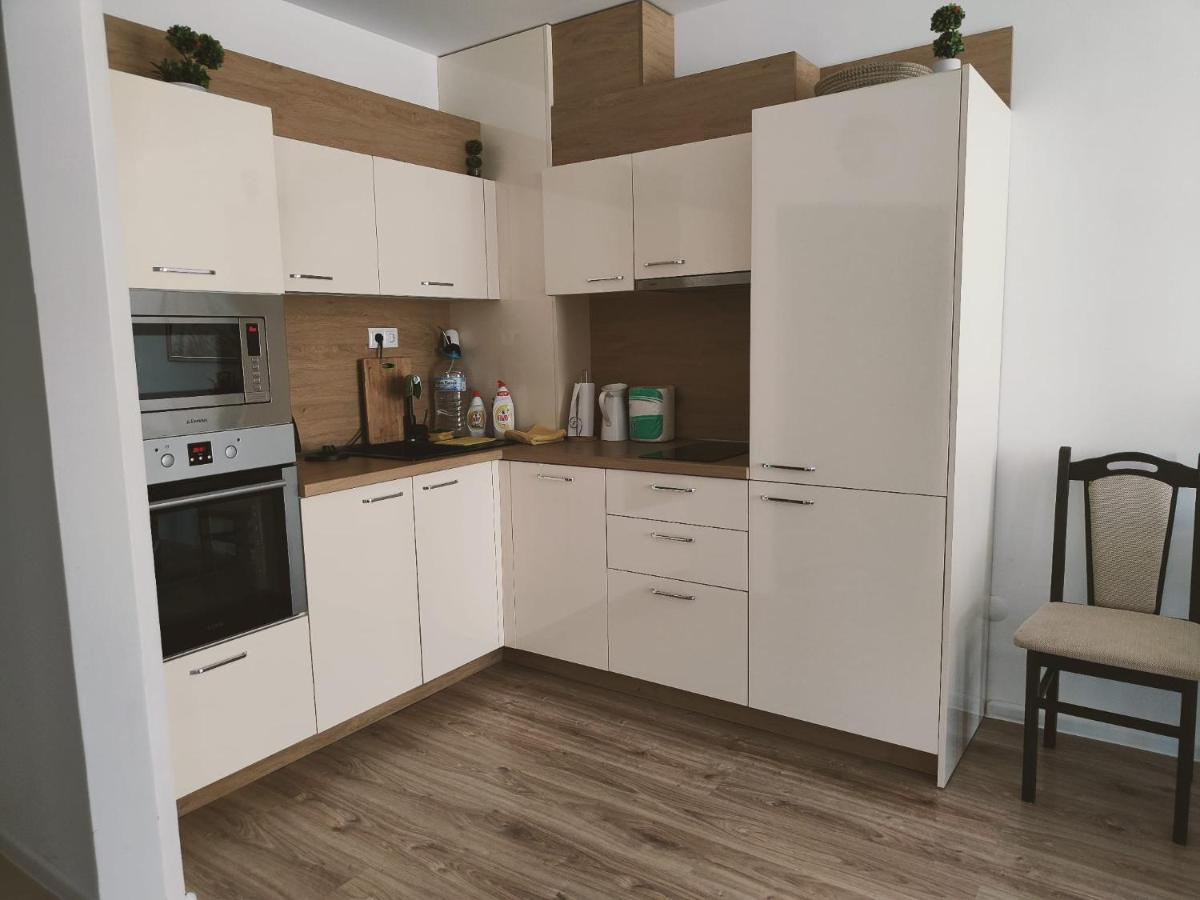 Studio Aivasovskij Park - Meters Away From Beach Поморие Екстериор снимка